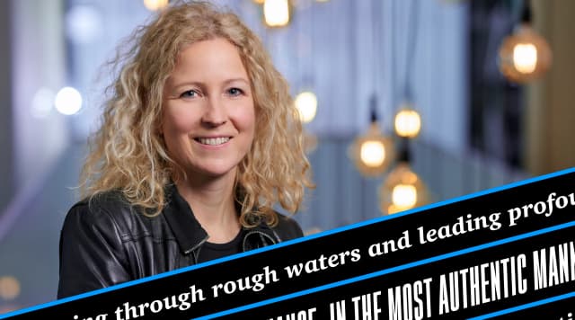 Caroline Schmitt, Ex-CMO der Douglas-Gruppe | The Agenda Podcast