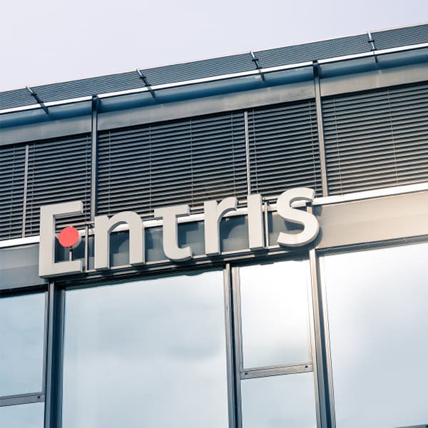 Entris building
